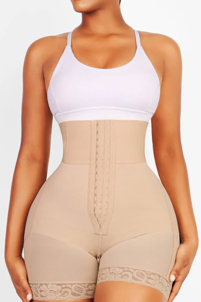 THICK WAIST BAND BBL SHORTS | BEIGE