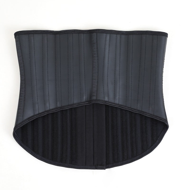 CURVY LATEX WAIST TRAINER