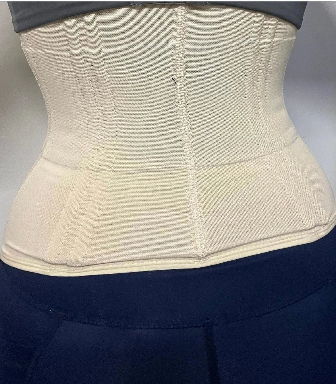 15 STEEL BONE WAIST CINCHER