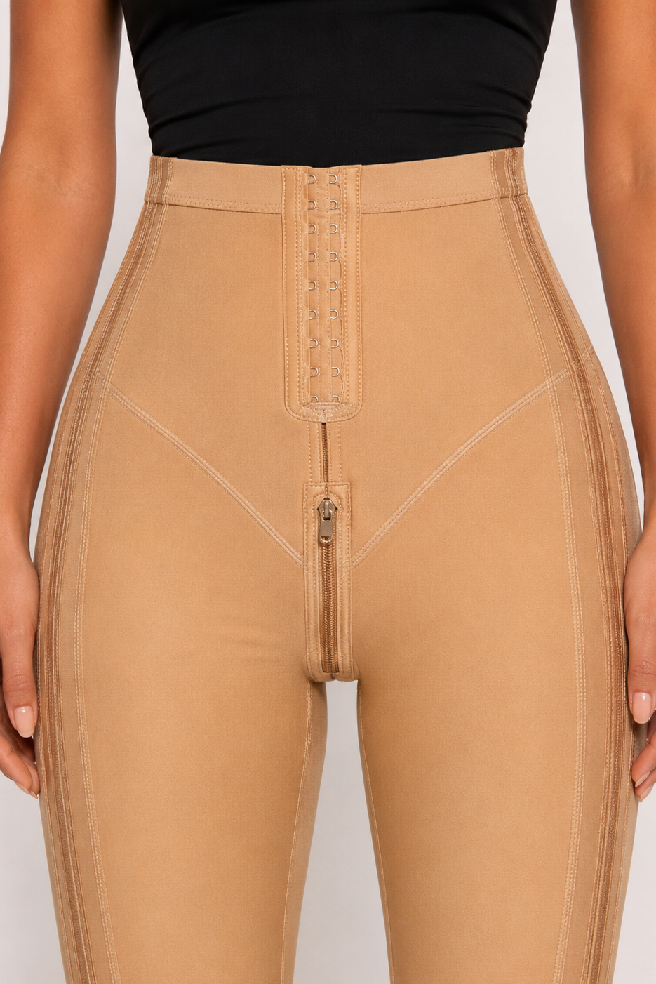COMPRESSION LEGGINGS | BEIGE