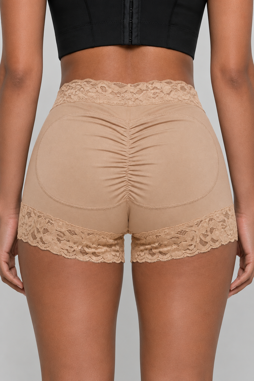 COMPRESSION SHORTS | BEIGE